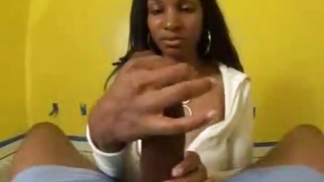 Menakjubkan :  Seksi babe melantun pantat video lucah budak bawah umur pada zakar/batang menunggu untuk muka cumshot Dewasa XXX Video 