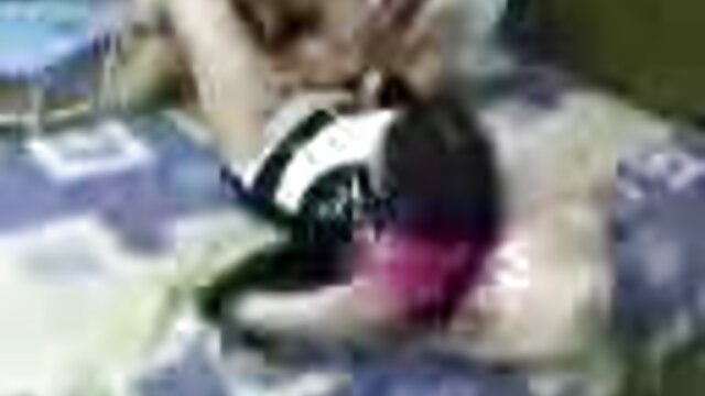 Menakjubkan :  Muda si rambut coklat hottie mendapat budak sekolah lucah terhantuk dalam mandi Dewasa XXX Video 