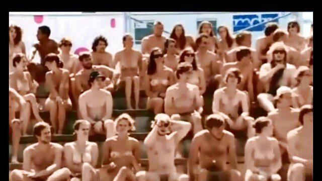 Menakjubkan :  Parti seks berkumpulan dengan dua wanita panas dalam budak sekolah indon gaya retro Dewasa XXX Video 